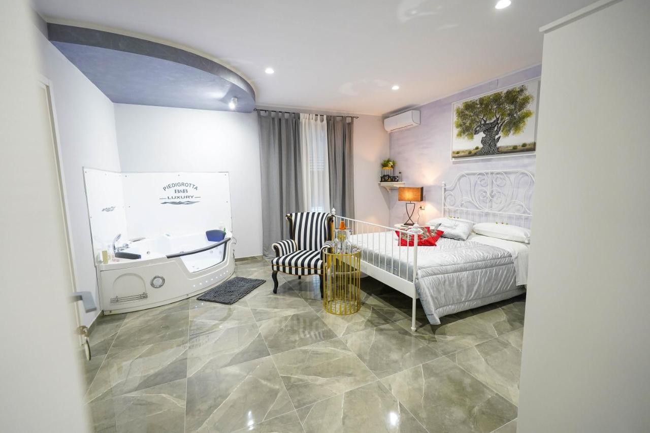 Piedigrotta Magique Luxury Panzió Pizzo Kültér fotó