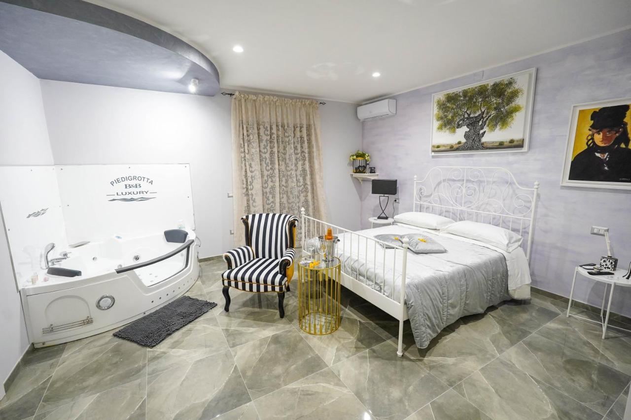 Piedigrotta Magique Luxury Panzió Pizzo Kültér fotó
