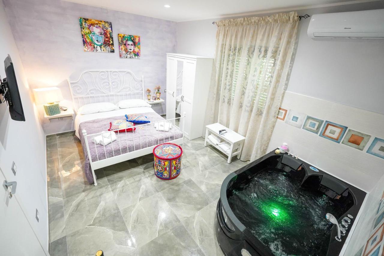 Piedigrotta Magique Luxury Panzió Pizzo Kültér fotó