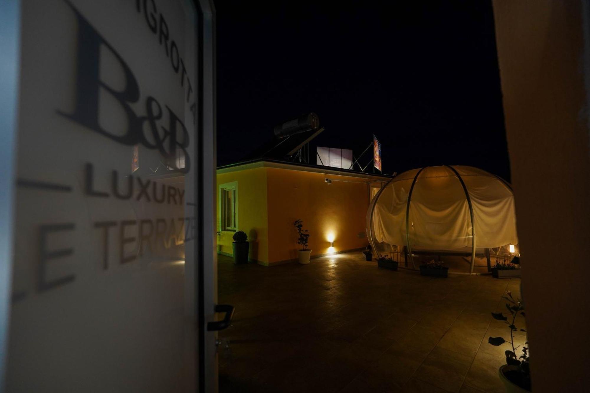 Piedigrotta Magique Luxury Panzió Pizzo Kültér fotó